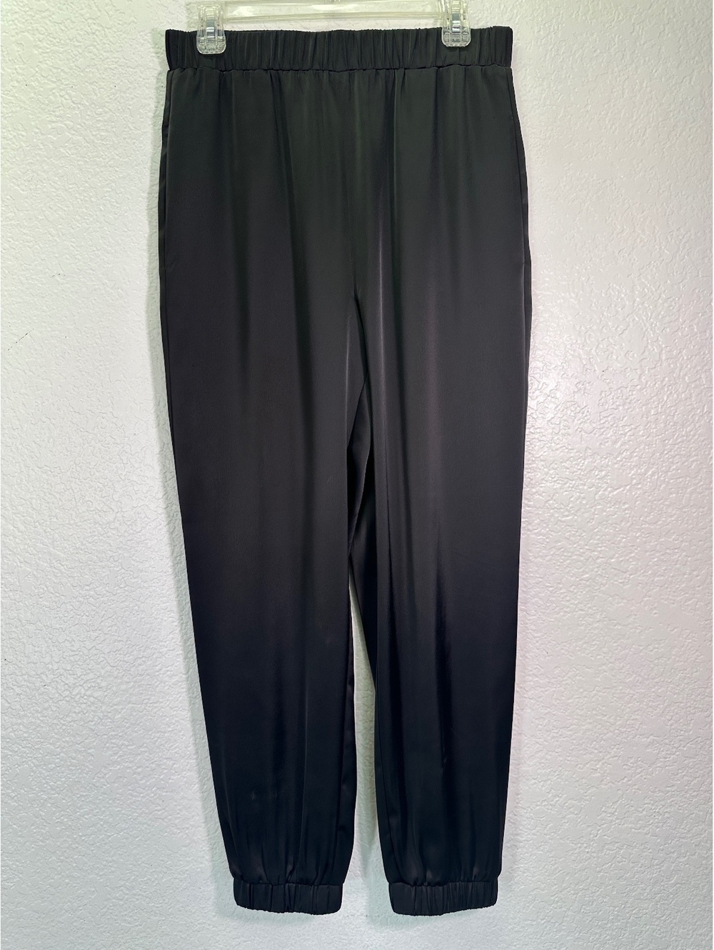 Women’s Sz M Gianni Bini Black Satin Joggers Pull On Mob Wife Athleisure